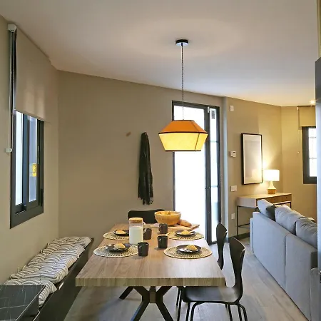 Fridays Flats Onix House * Оспиталет-де-Льобрегат